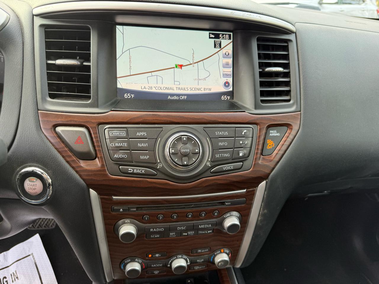 Nissan Pathfinder FWD Platinum 2020