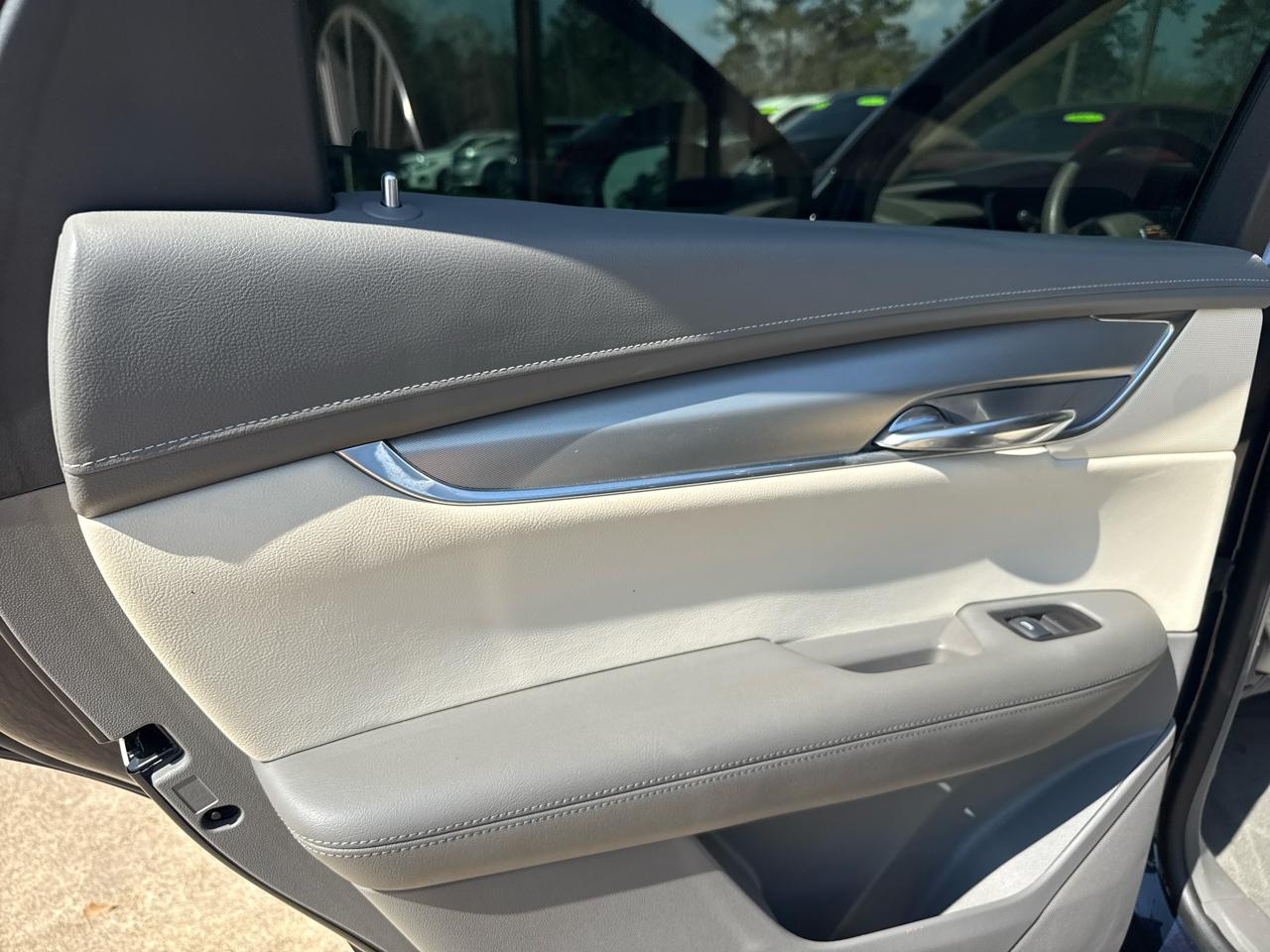 Cadillac XT5 FWD 4dr Luxury 2017