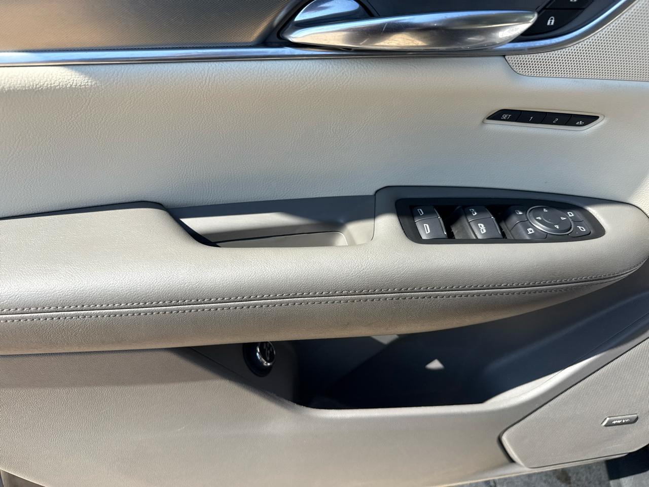 Cadillac XT5 FWD 4dr Luxury 2017