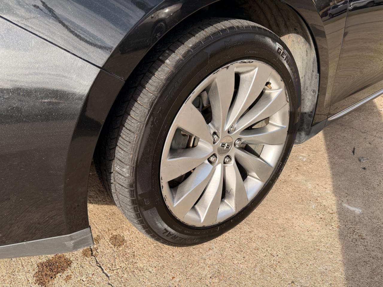 Lincoln MKS 4dr Sdn 3.7L FWD 2013