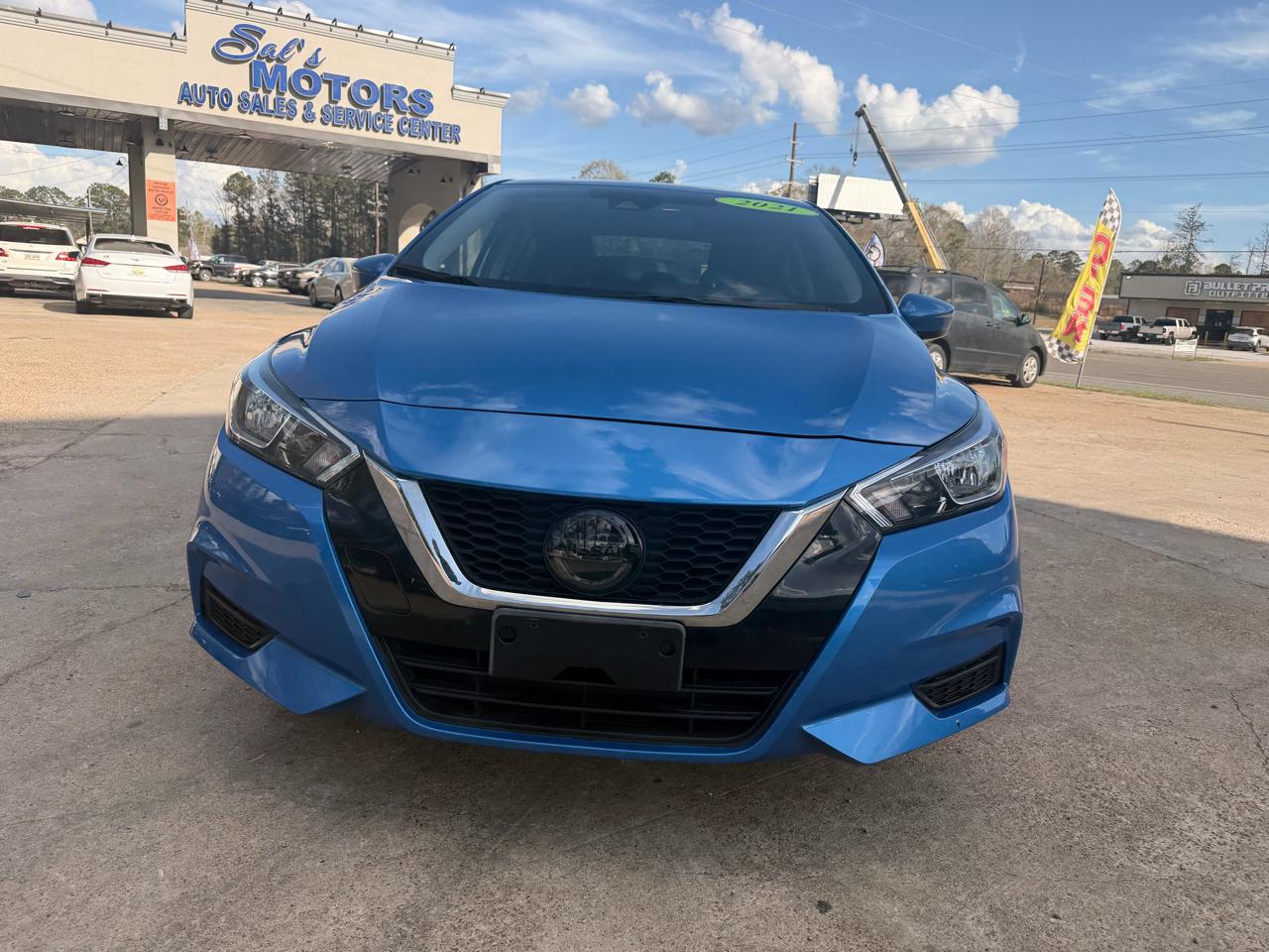 Nissan Versa SV CVT 2021