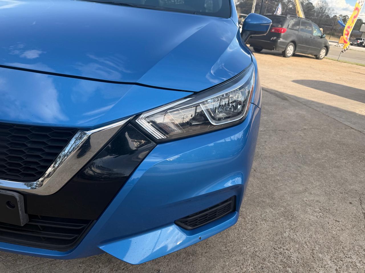 Nissan Versa SV CVT 2021