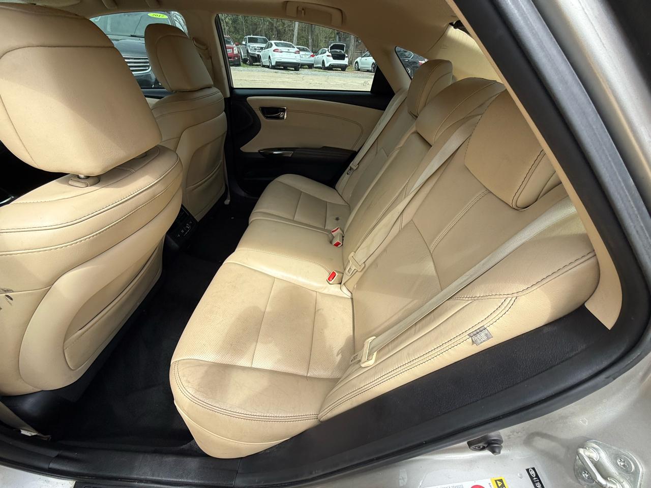 Toyota Avalon 4dr Sdn XLE Premium (Natl) 2013