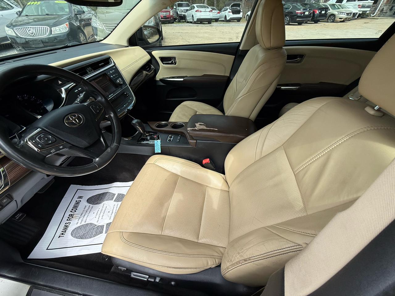 Toyota Avalon 4dr Sdn XLE Premium (Natl) 2013