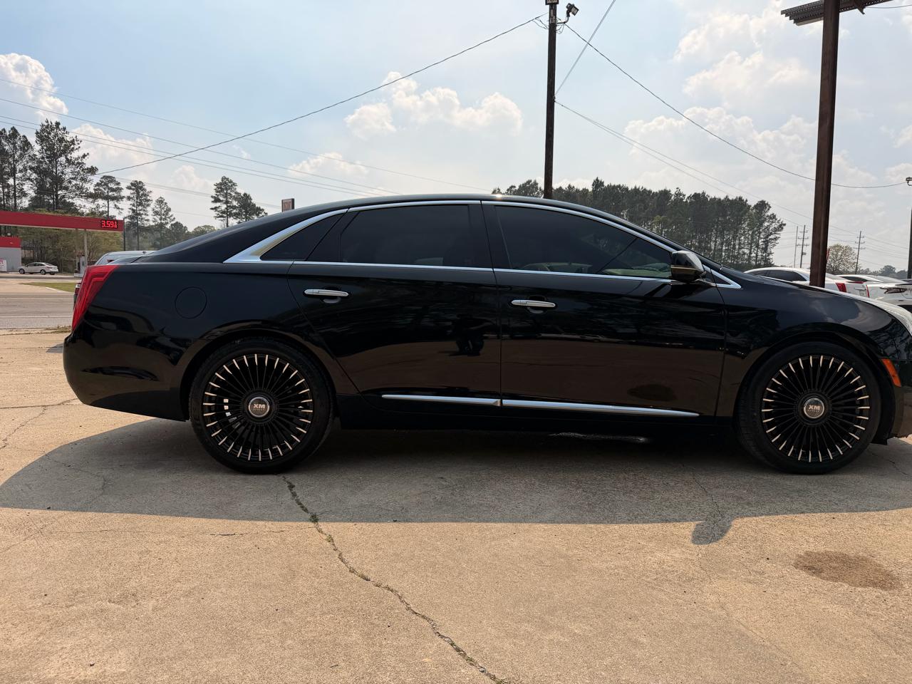 Cadillac XTS 4dr Sdn Platinum FWD 2015