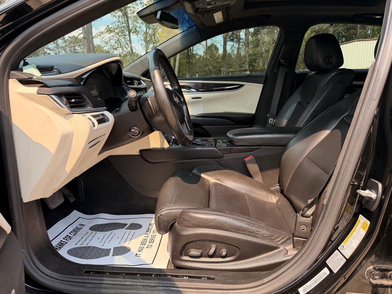 Cadillac XTS 4dr Sdn Platinum FWD 2015