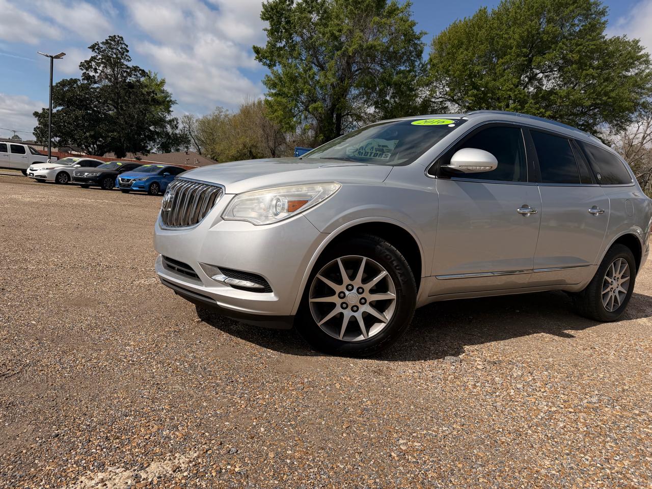 Buick Enclave FWD 4dr Leather 2016