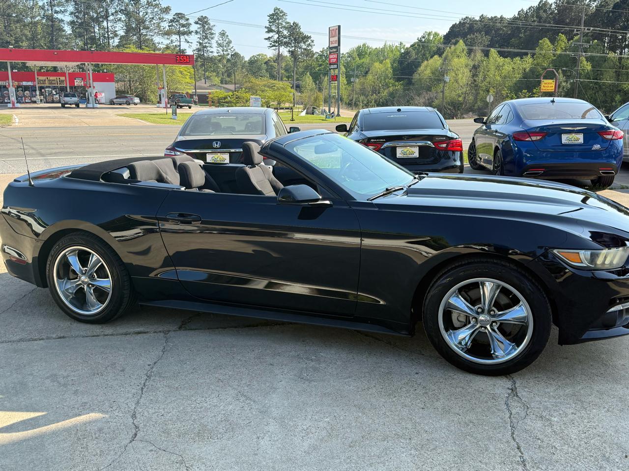 Ford Mustang V6 Convertible 2017