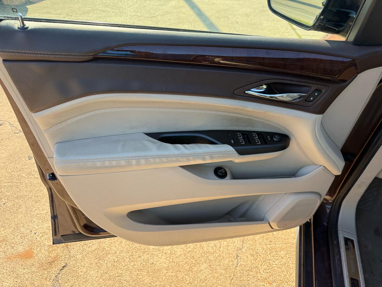 Cadillac SRX FWD 4dr Luxury Collection 2015