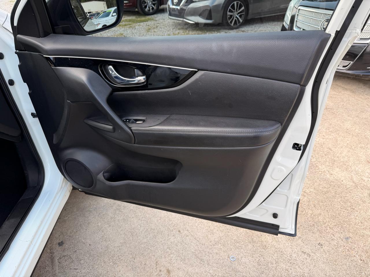 Nissan Rogue Sport FWD SL 2017