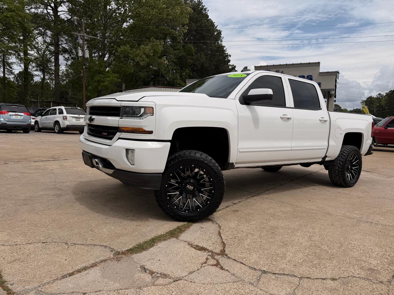 Chevrolet Silverado 1500 4WD Crew Cab 143.5" LT w/2LT 2018