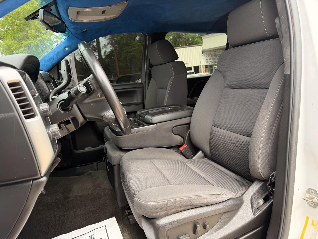 Chevrolet Silverado 1500 4WD Crew Cab 143.5" LT w/2LT 2018