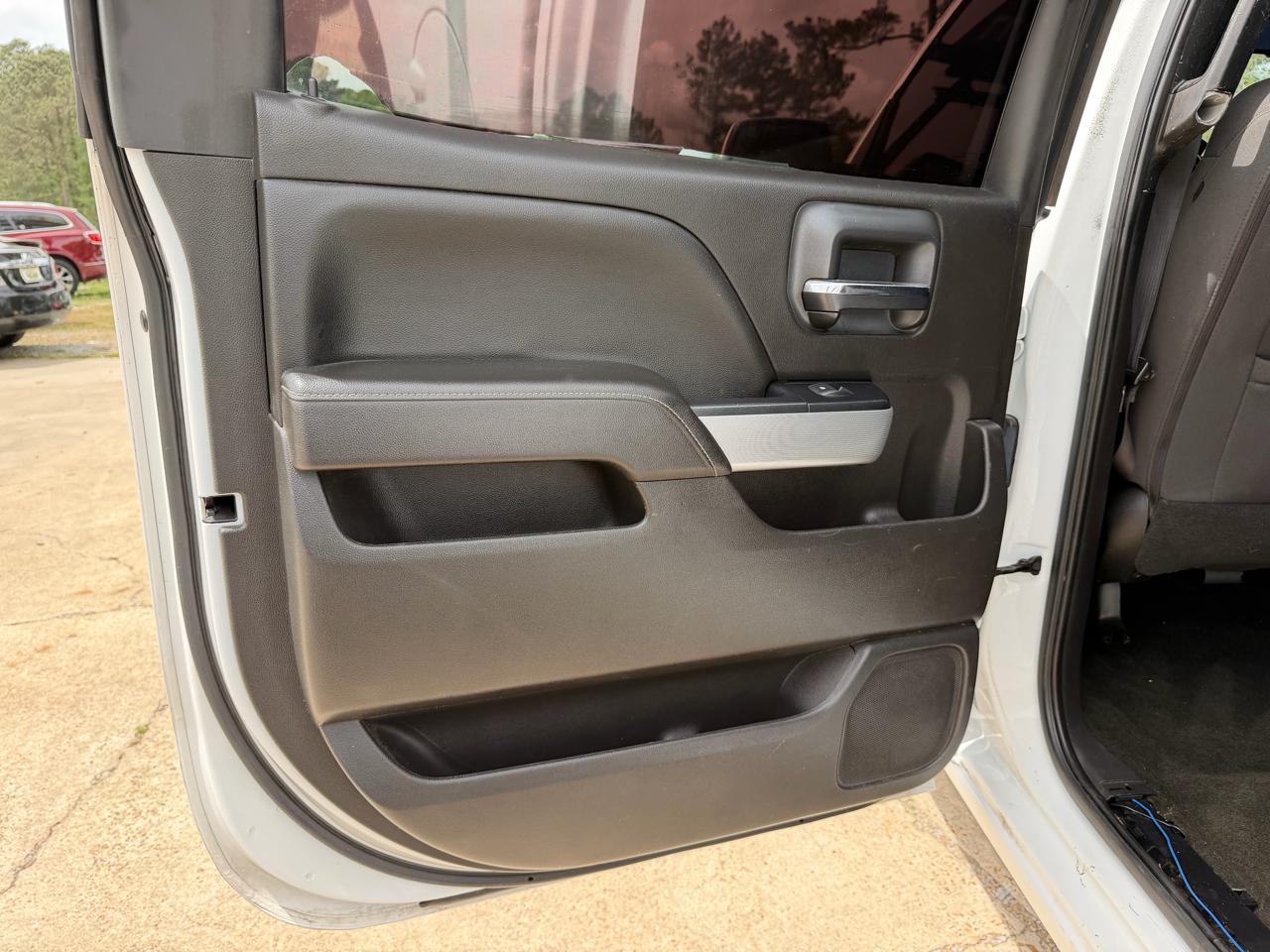 Chevrolet Silverado 1500 4WD Crew Cab 143.5" LT w/2LT 2018