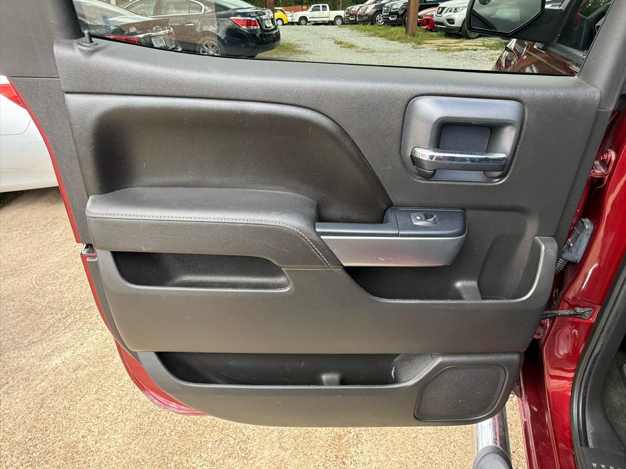 Chevrolet Silverado 1500 2WD Crew Cab 143.5" LT w/1LT 2017