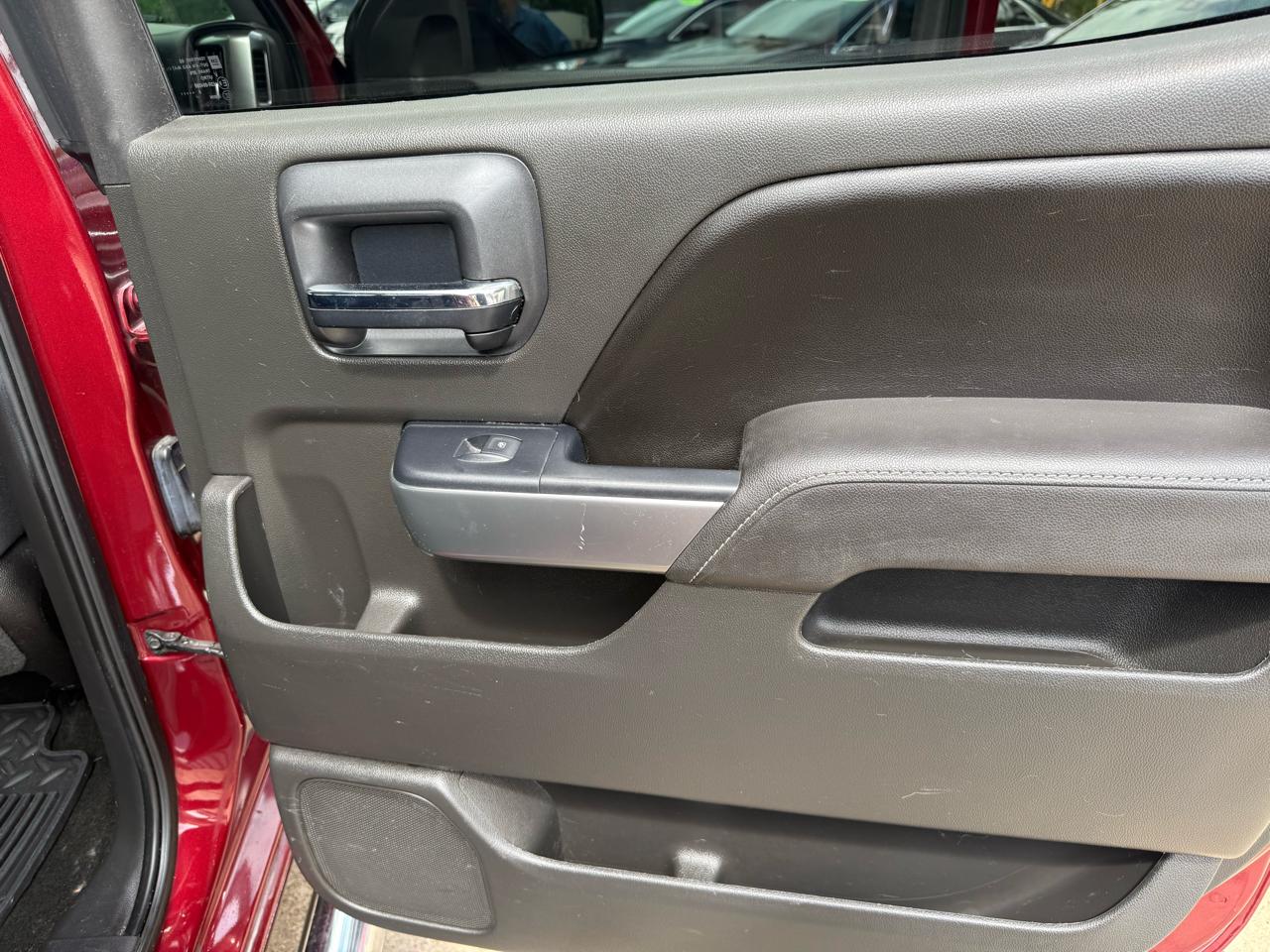 Chevrolet Silverado 1500 2WD Crew Cab 143.5" LT w/1LT 2017