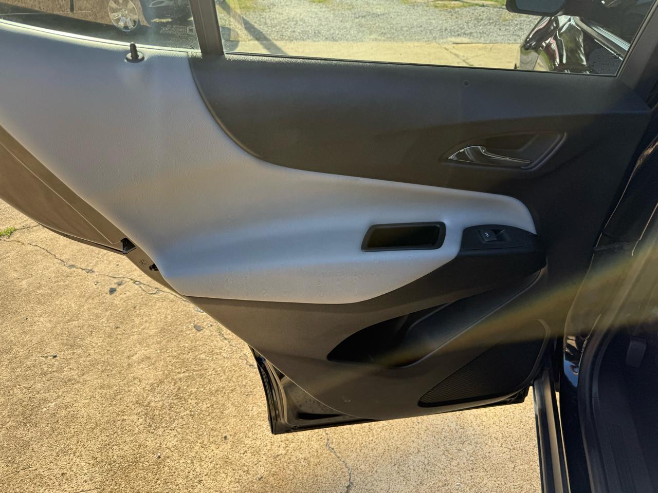 Chevrolet Equinox FWD 4dr LS w/1LS 2024