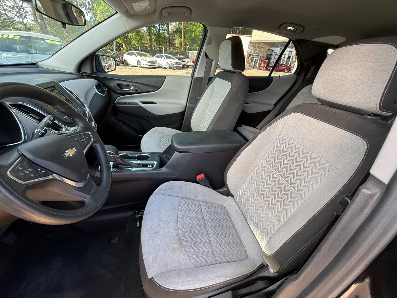 Chevrolet Equinox FWD 4dr LS w/1LS 2024