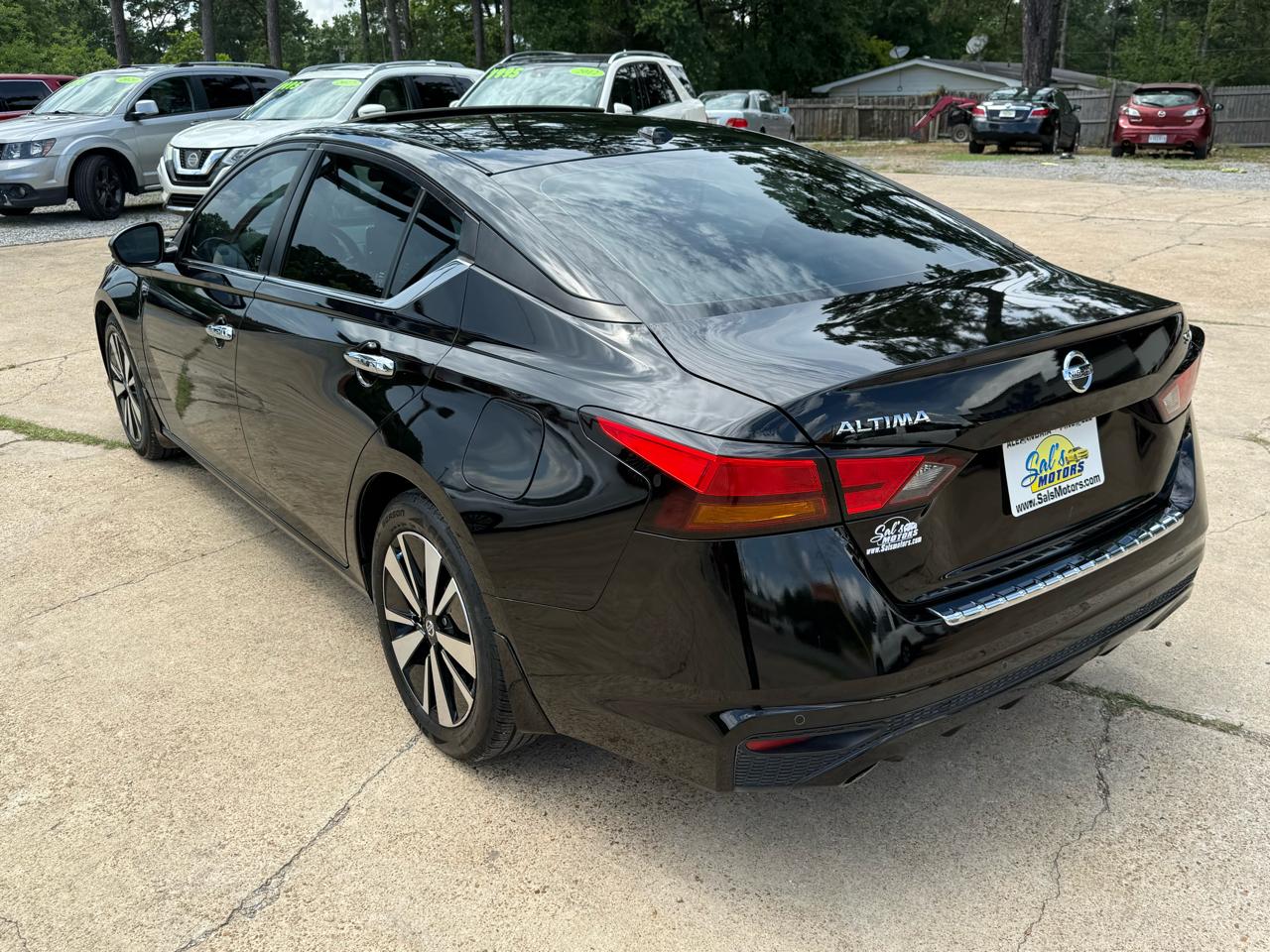 Nissan Altima 2.5 SV Sedan 2022