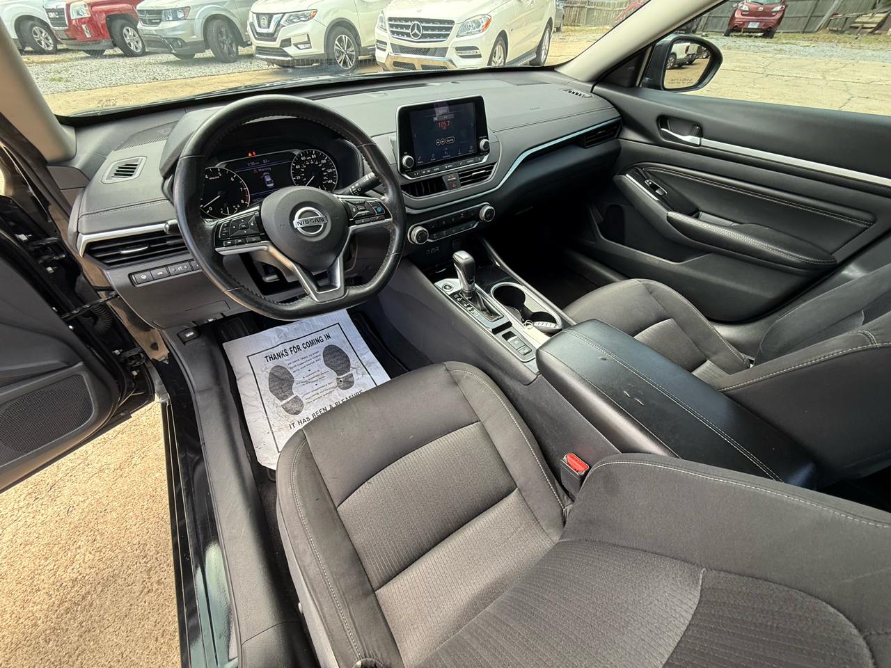 Nissan Altima 2.5 SV Sedan 2022