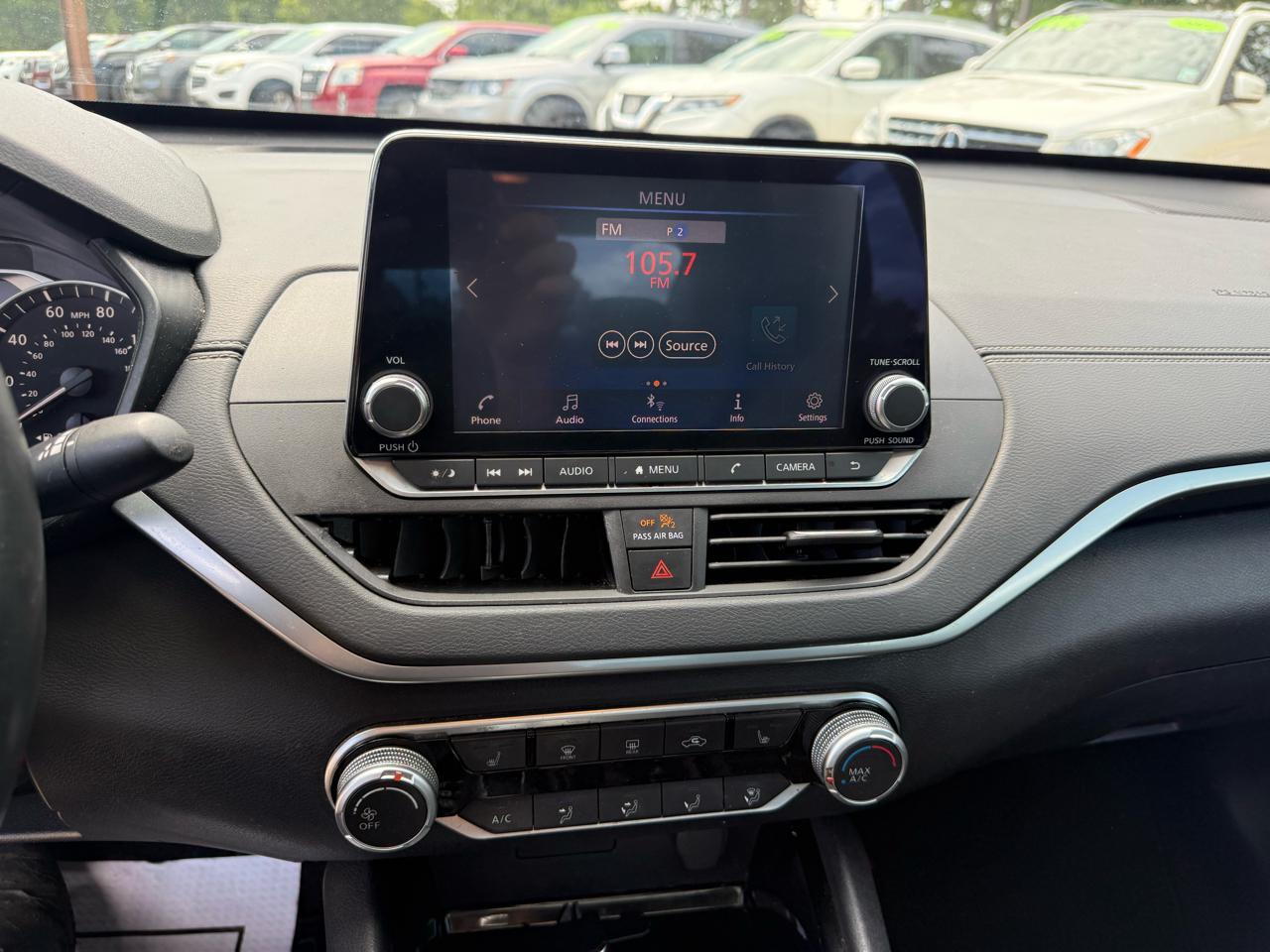 Nissan Altima 2.5 SV Sedan 2022