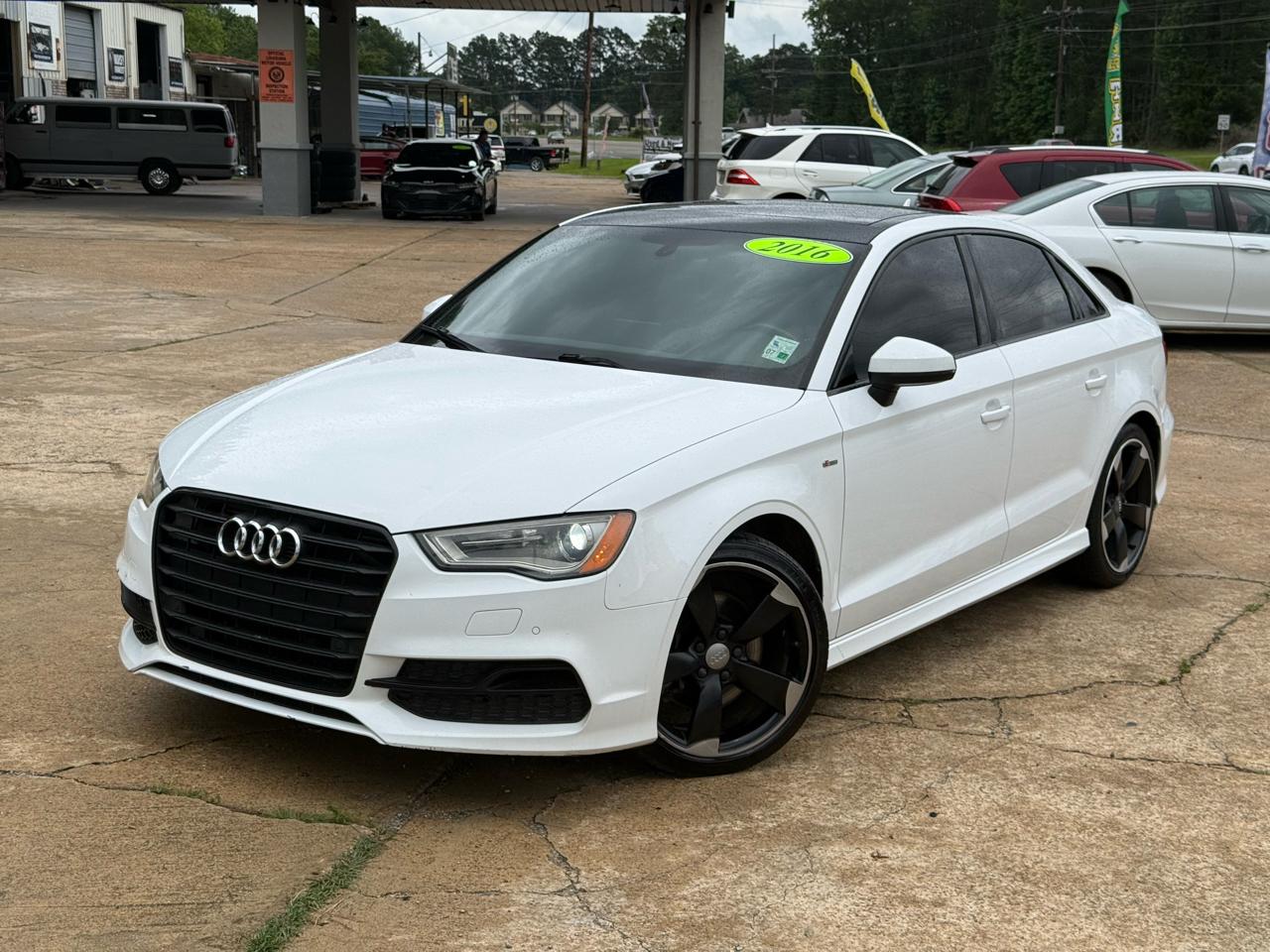 Audi A3 4dr Sdn quattro 2.0T Premium 2016