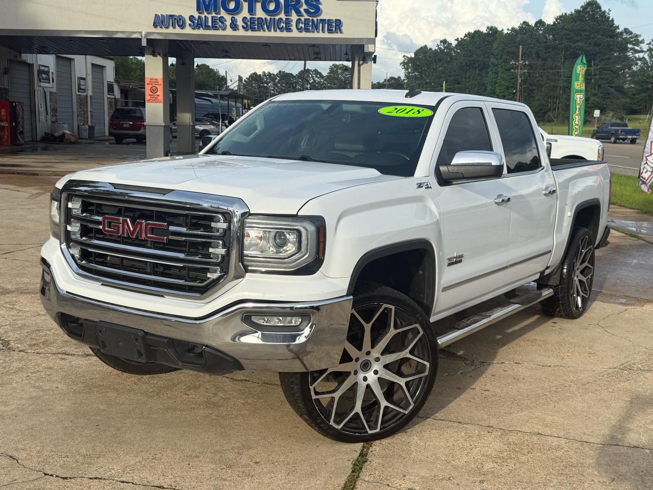 GMC Sierra 1500 4WD Crew Cab 143.5" SLT 2018