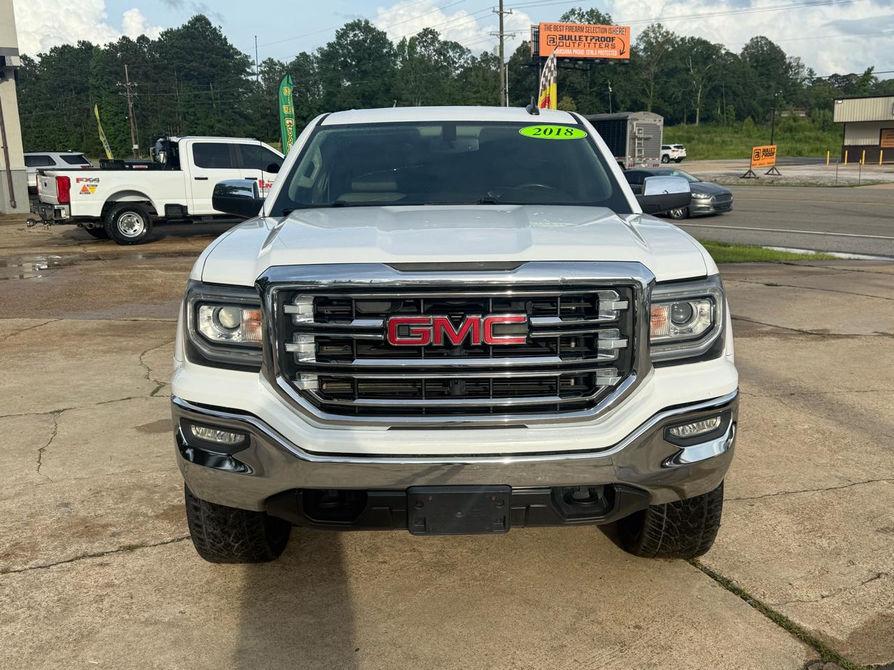 GMC Sierra 1500 4WD Crew Cab 143.5" SLT 2018