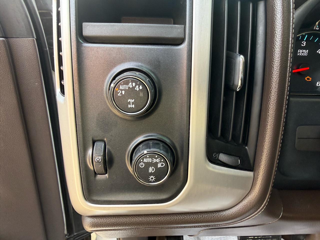 GMC Sierra 1500 4WD Crew Cab 143.5" SLT 2018