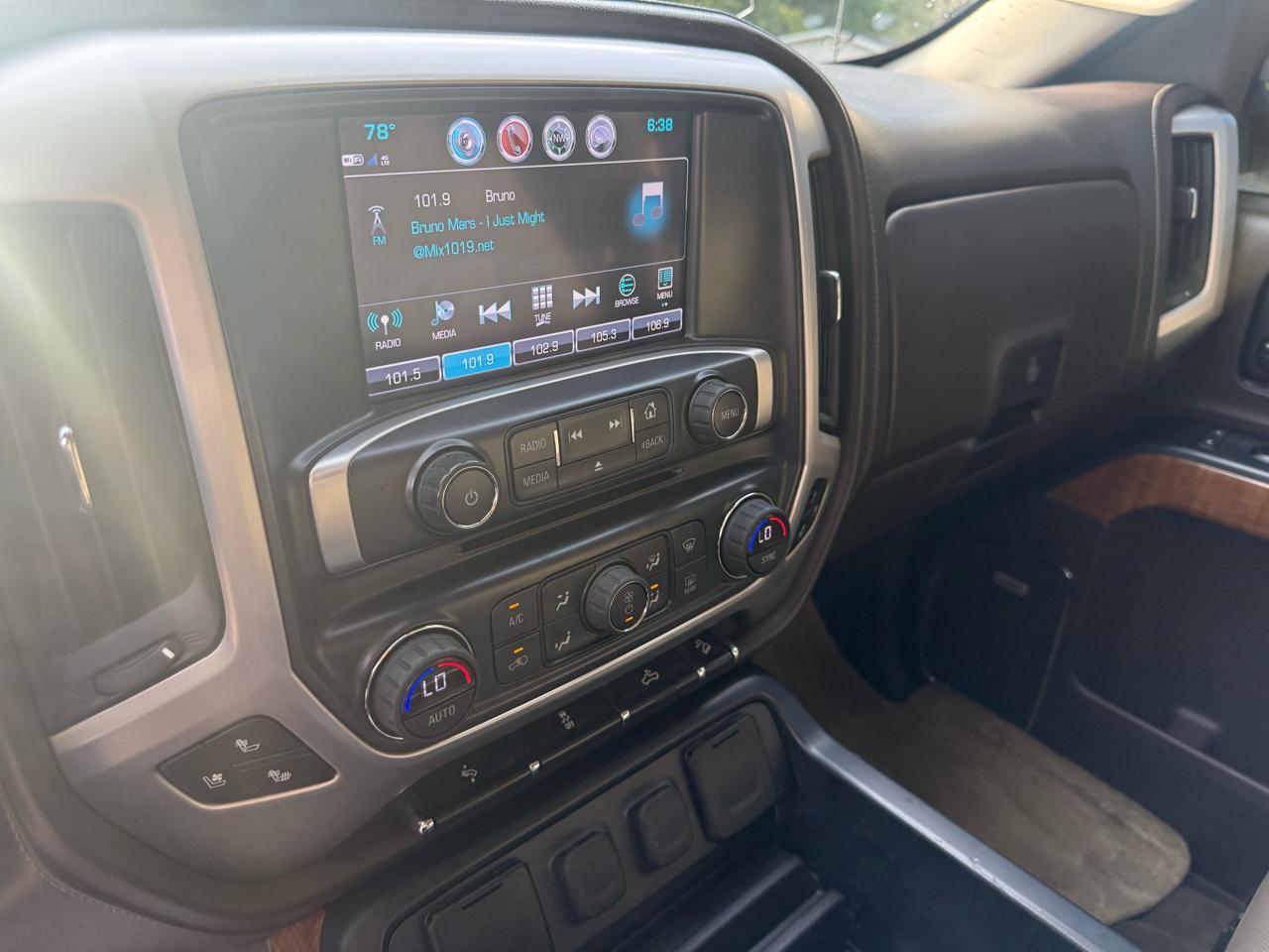 GMC Sierra 1500 4WD Crew Cab 143.5" SLT 2018