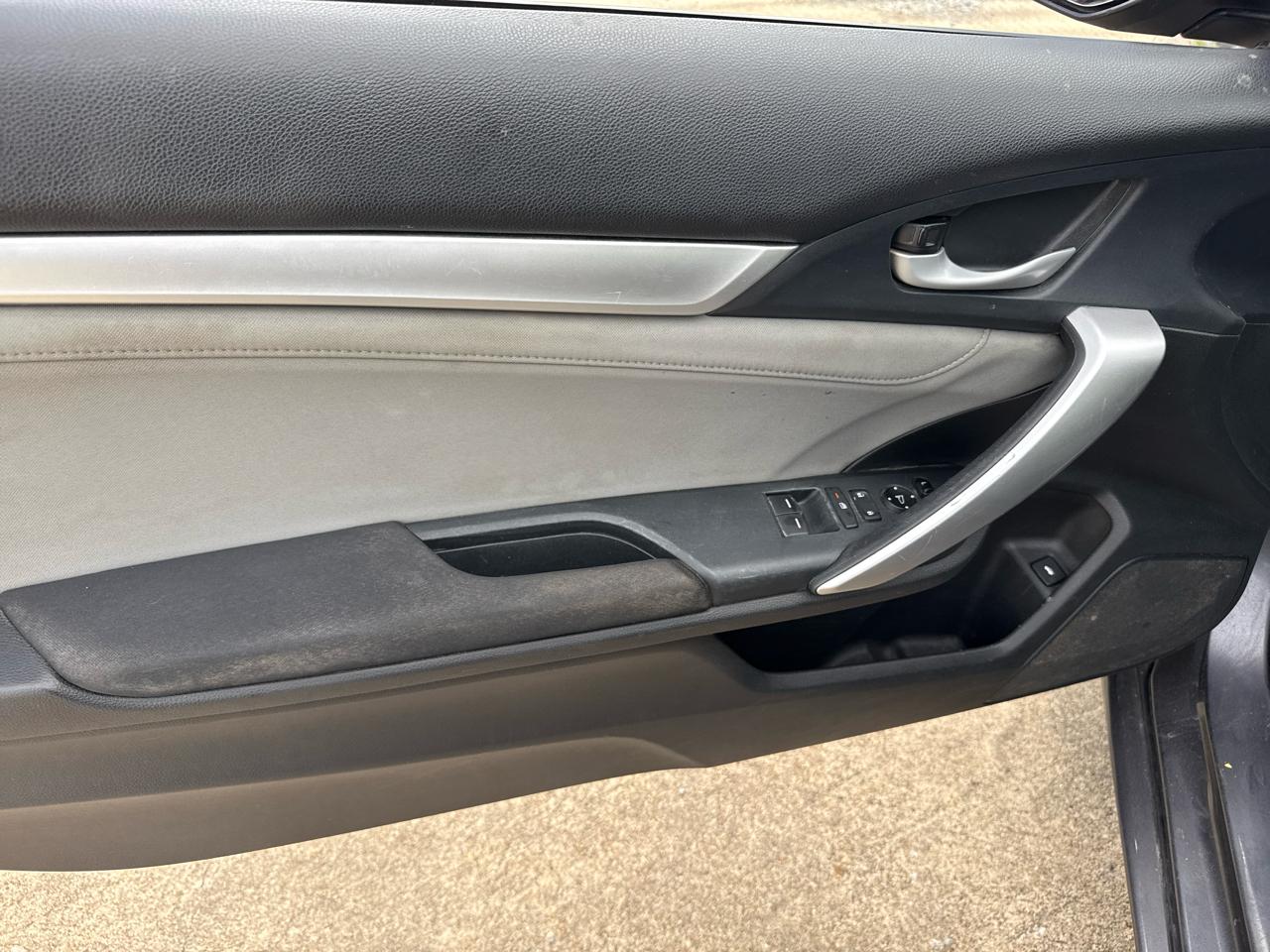 Honda Civic Coupe 2dr CVT EX-T 2016