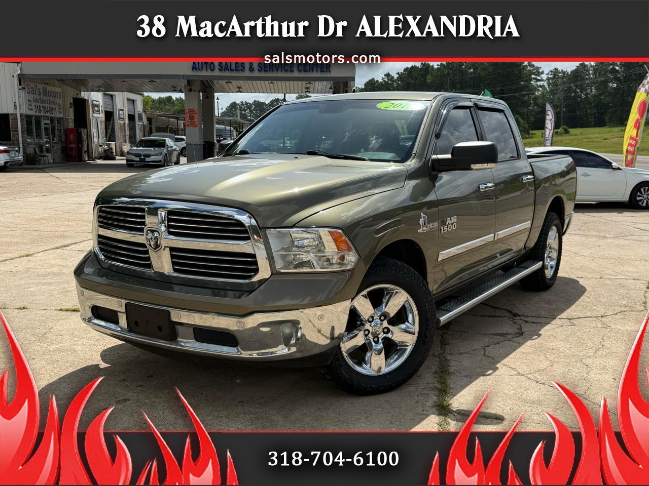 2015 RAM 1500 2WD Crew Cab 140.5" Lone Star