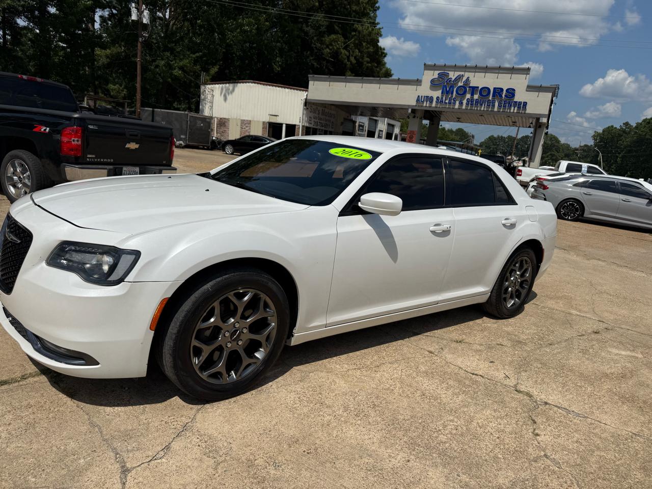 Chrysler 300 4dr Sdn 300S AWD 2016