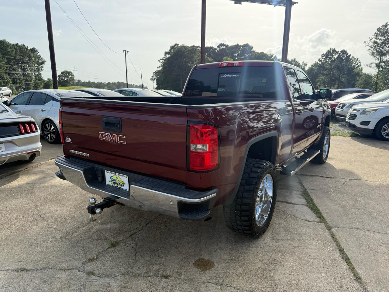 GMC Sierra 1500 4WD Double Cab 143.5" SLE 2015