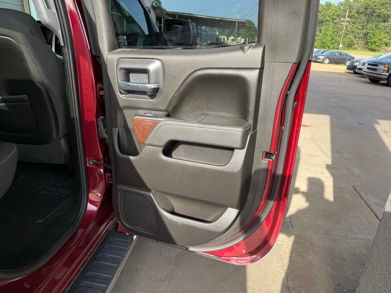 GMC Sierra 1500 4WD Double Cab 143.5" SLE 2015