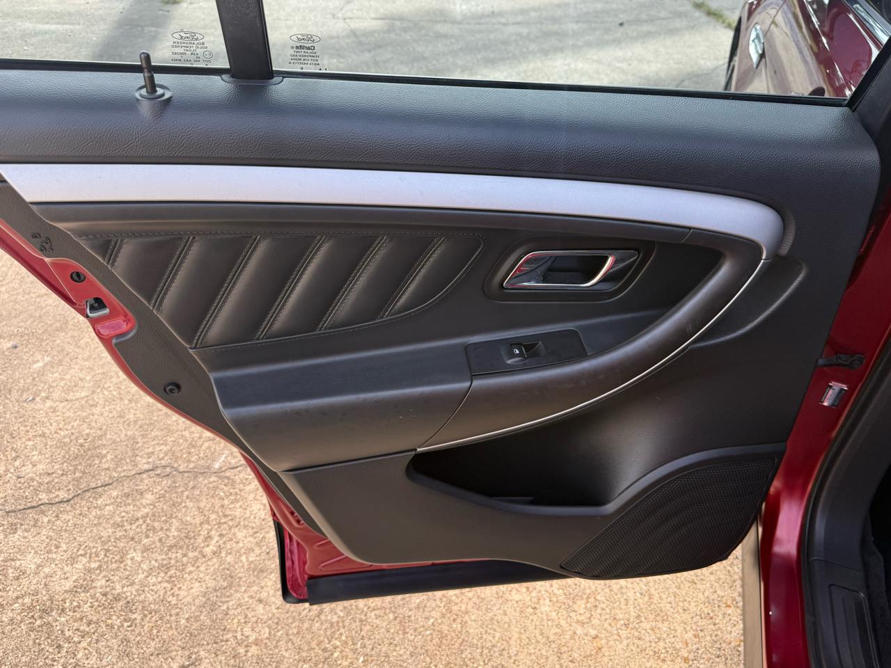 Ford Taurus SEL FWD 2018