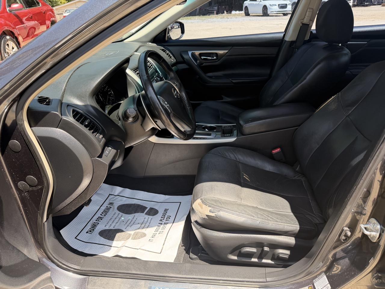 Nissan Altima 4dr Sdn V6 3.5 SL 2013