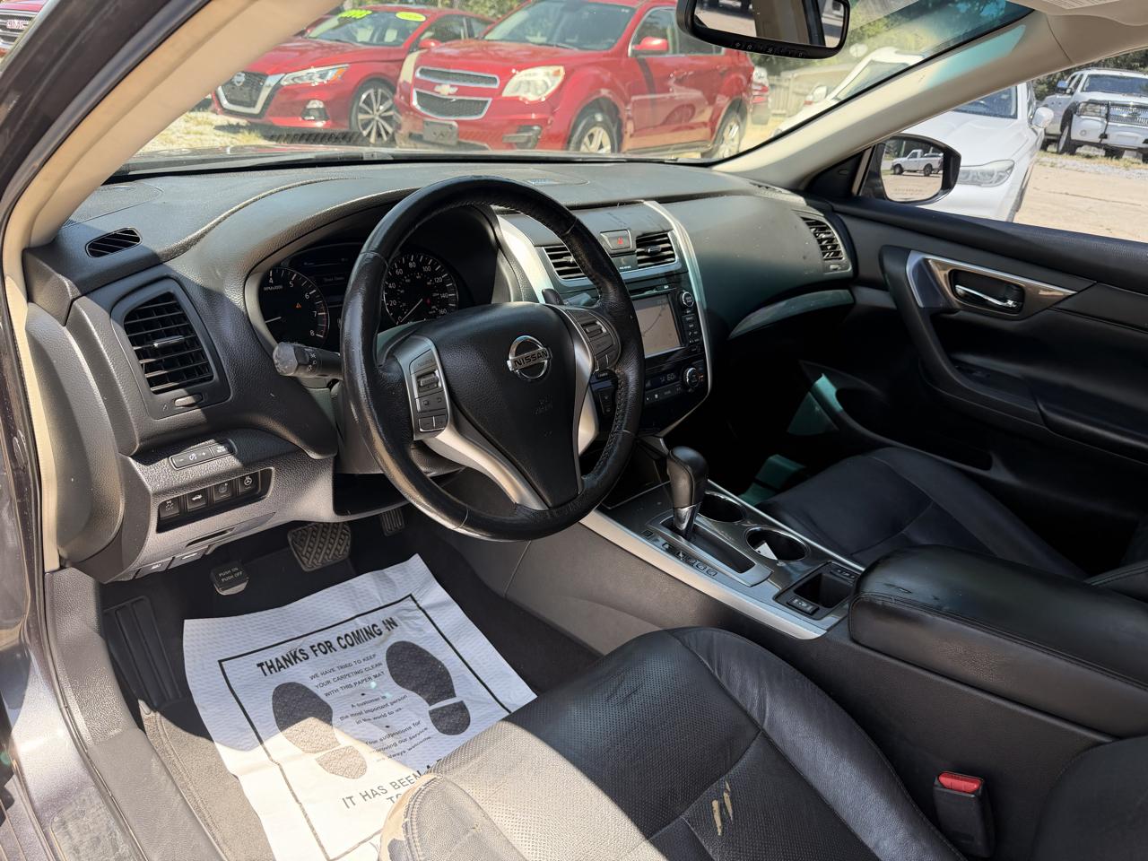 Nissan Altima 4dr Sdn V6 3.5 SL 2013