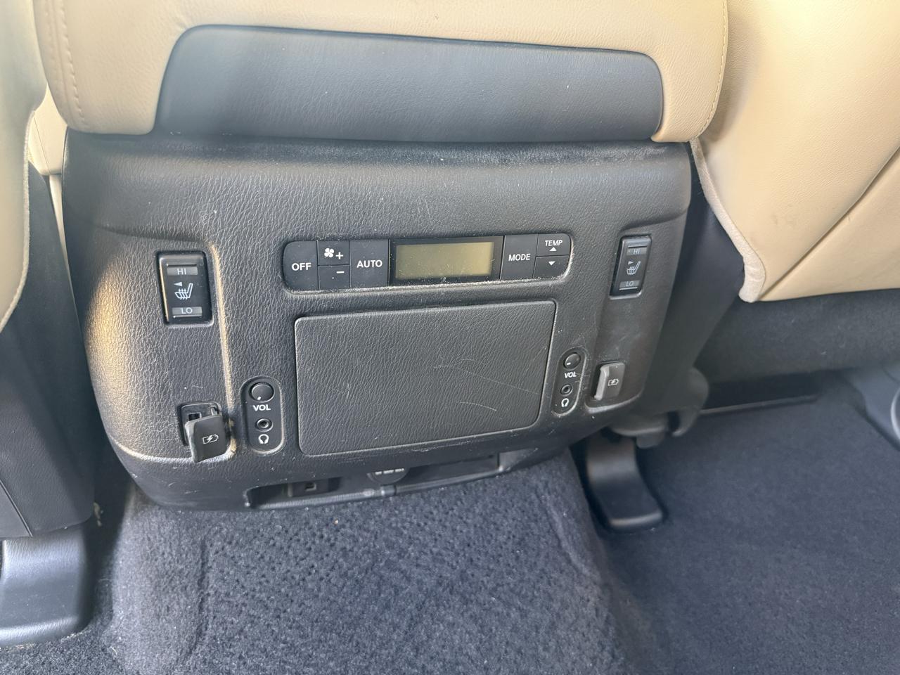 Nissan Armada 4x2 Platinum 2019