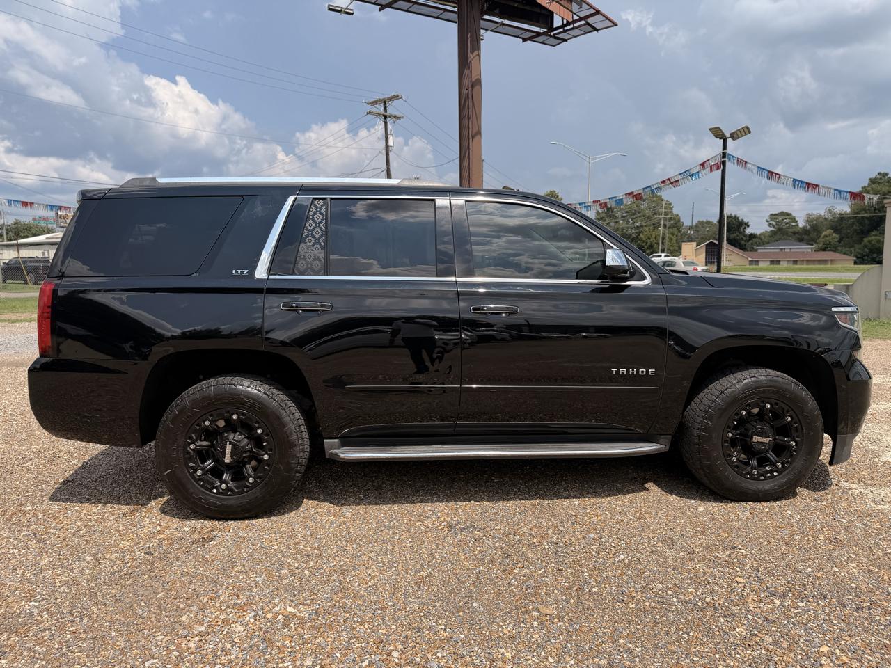 Chevrolet Tahoe 2WD 4dr LTZ 2016