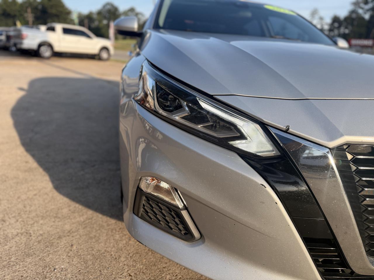 Nissan Altima 2.5 SV Sedan 2021