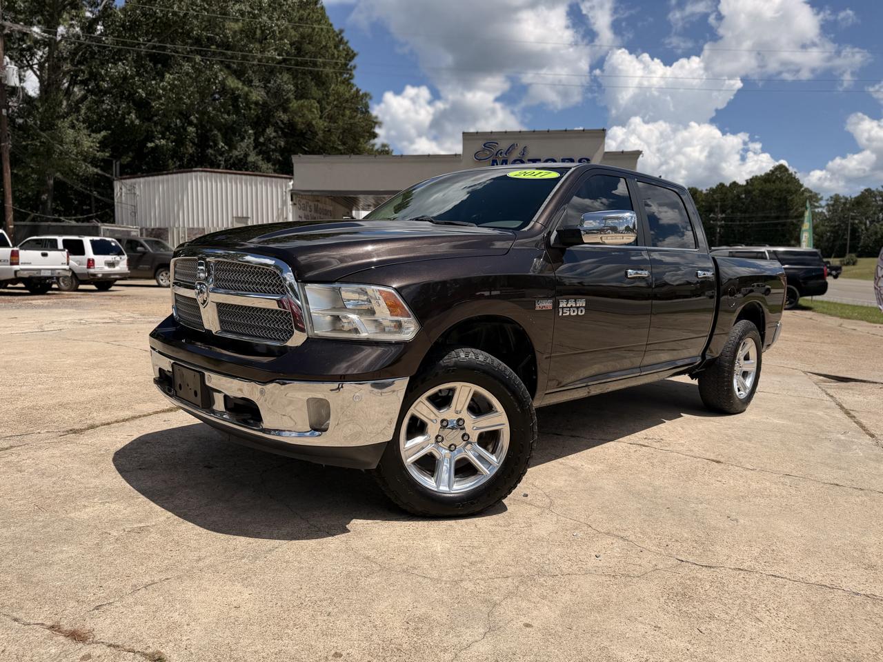 RAM 1500 Lone Star Silver 4x4 Crew Cab 5'7" Box 2017
