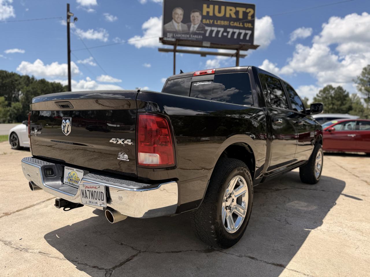 RAM 1500 Lone Star Silver 4x4 Crew Cab 5'7" Box 2017