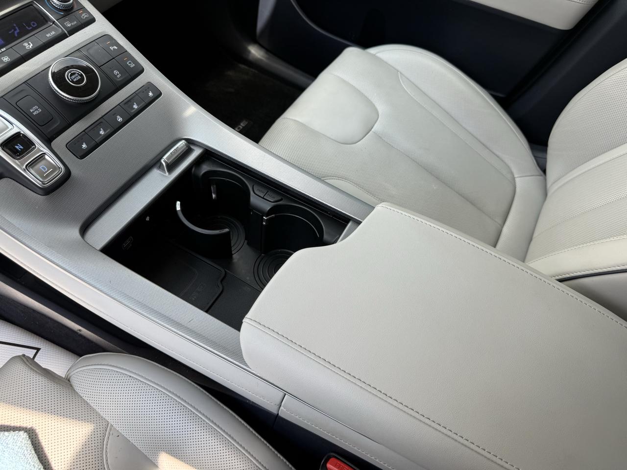 Hyundai Palisade Calligraphy FWD 2022