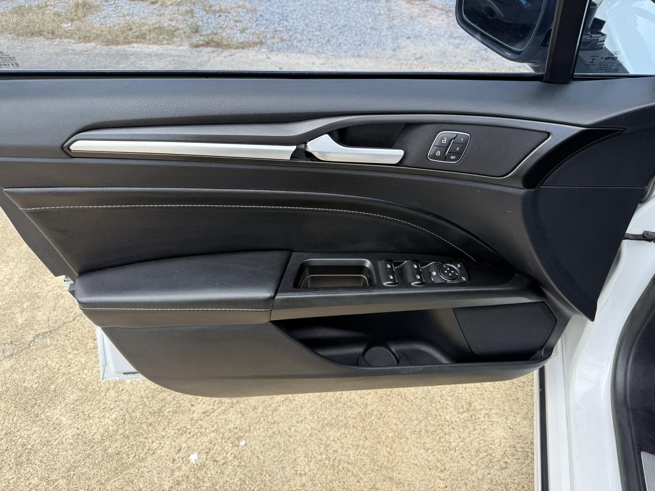 Ford Fusion Titanium AWD 2020