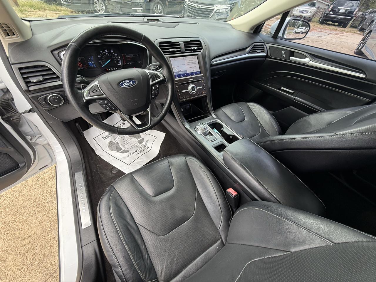 Ford Fusion Titanium AWD 2020