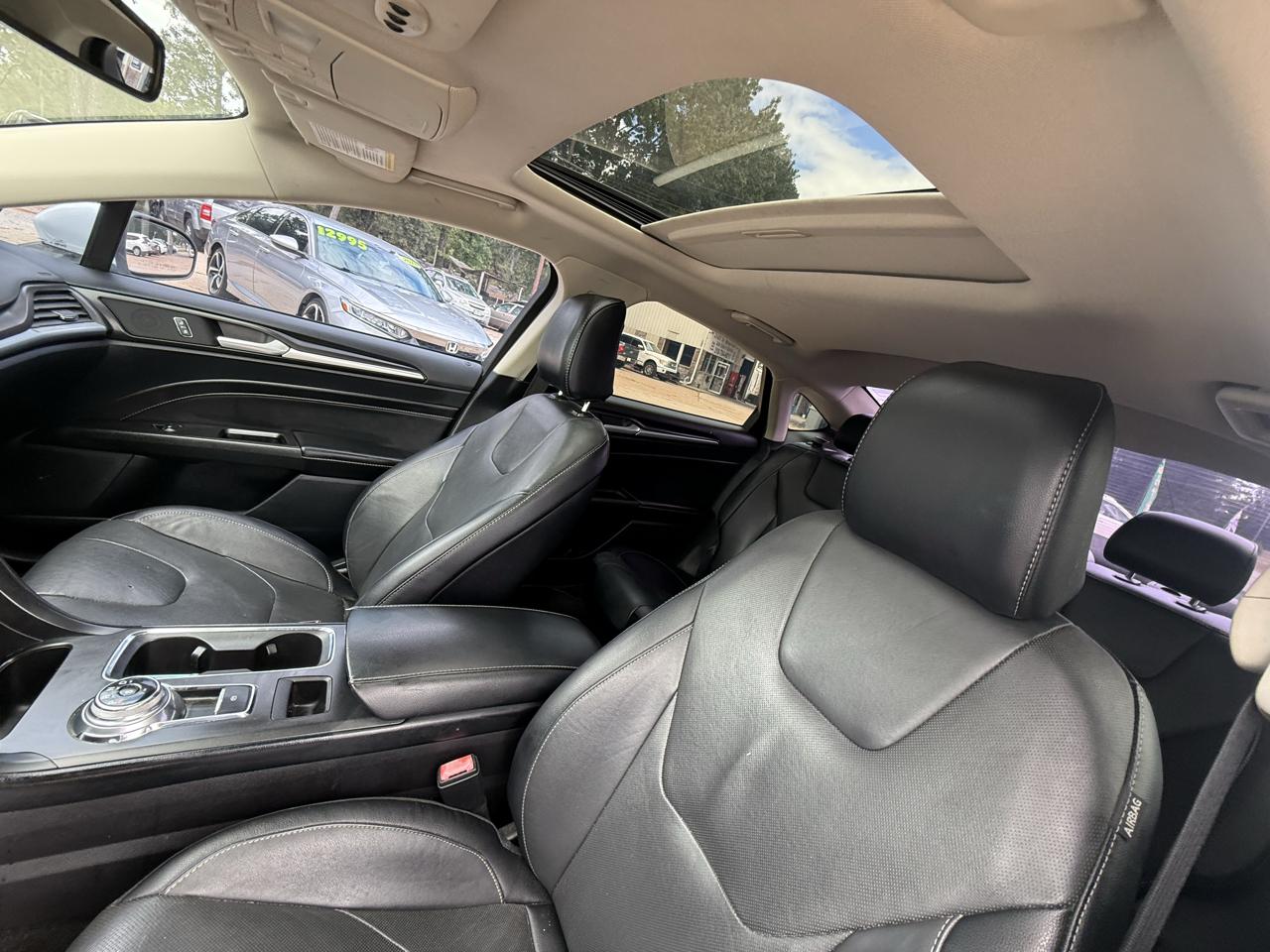 Ford Fusion Titanium AWD 2020