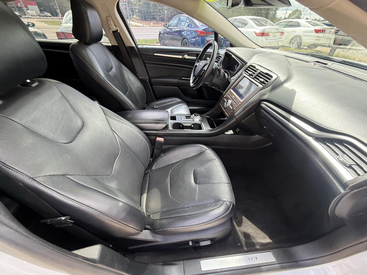 Ford Fusion Titanium AWD 2020