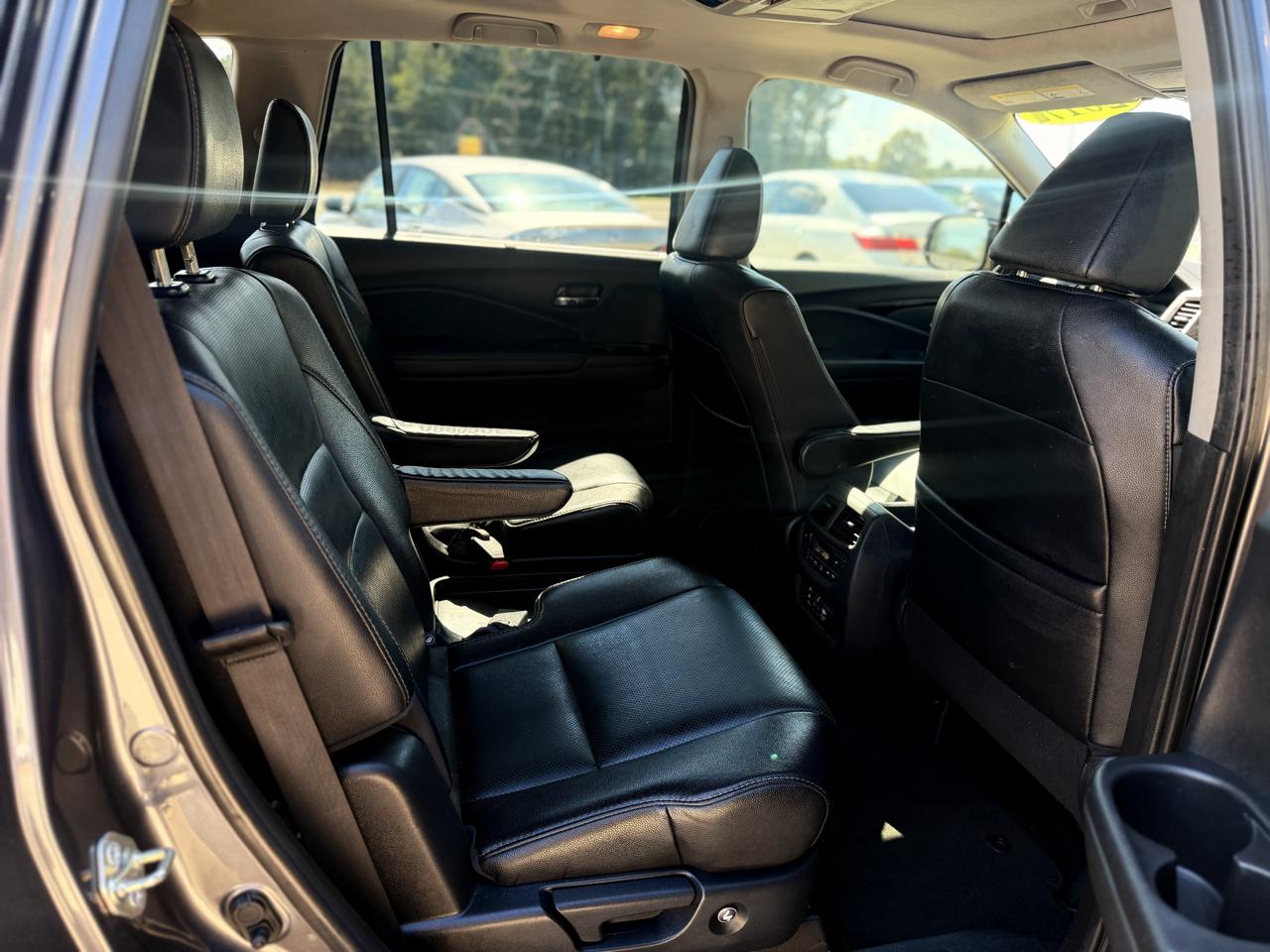 Honda Pilot Elite AWD 2017