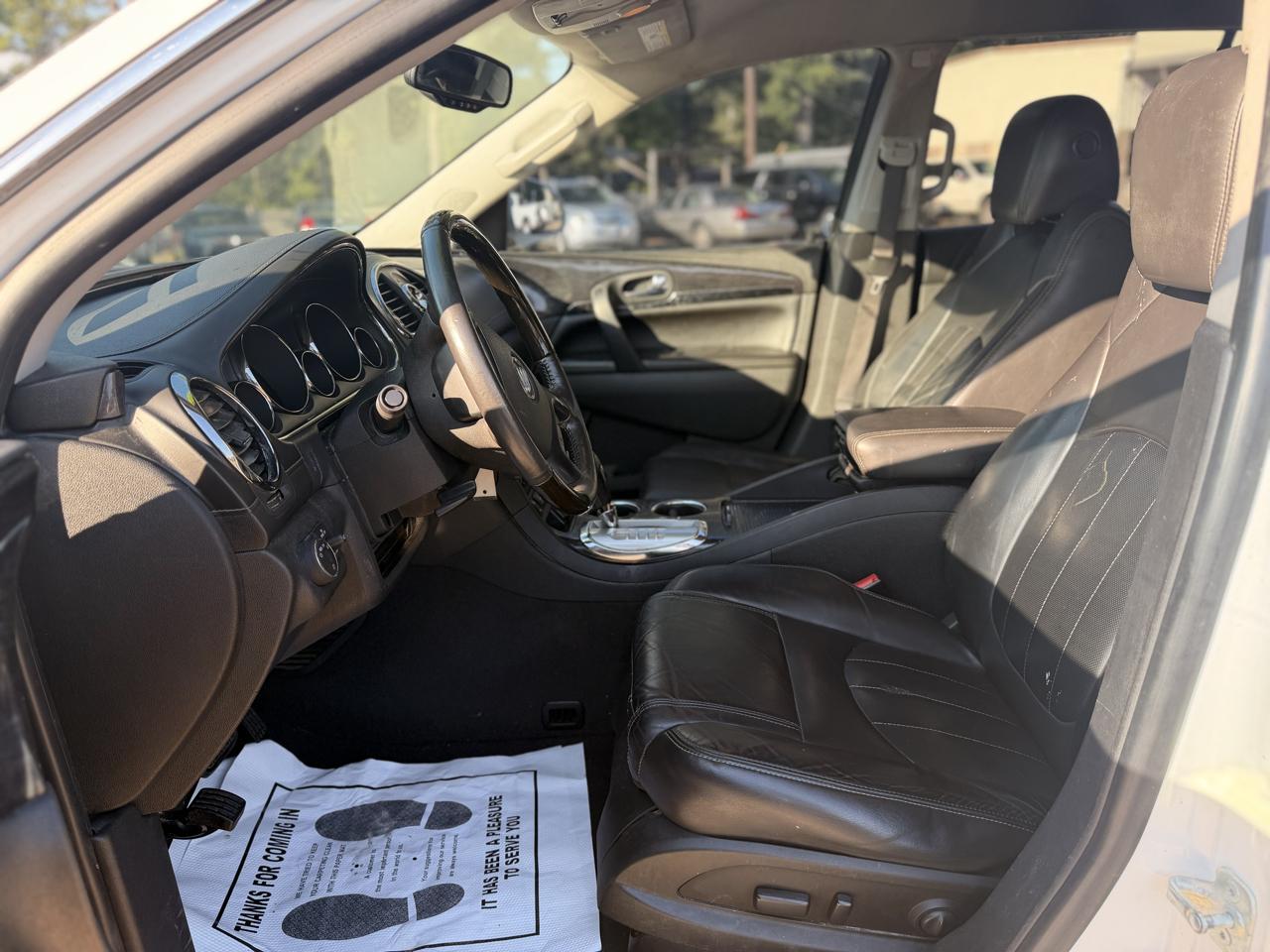 Buick Enclave FWD 4dr Leather 2015