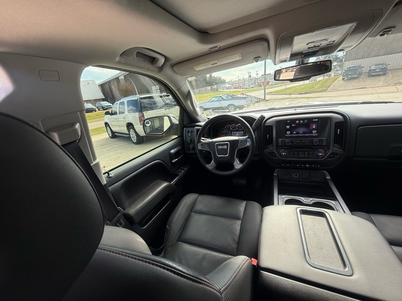 GMC Sierra 1500 4WD Crew Cab 143.5" SLT 2015